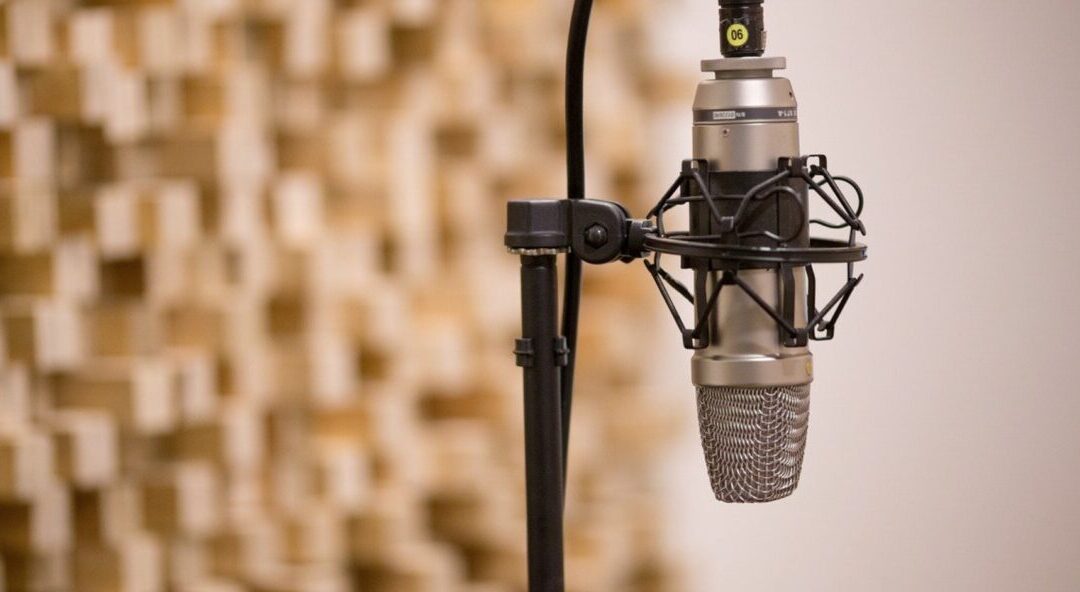 Beginning A Voice Over Career On Voices.com…..